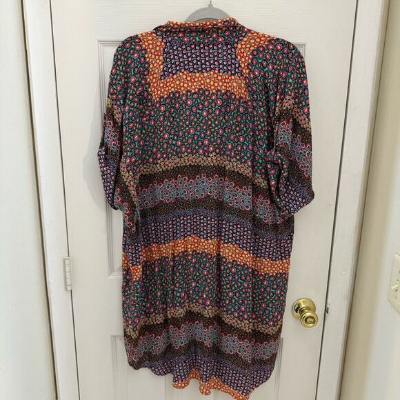 Josie Natori 100% Rayon Shirt Tunic Dress Size XL Colorful Floral Artsy Buttons - Picture 7 of 8